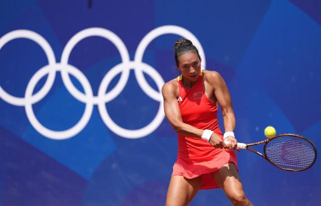 开云-张奔斗：奥运会上的郑钦文，是最不屈的Queen