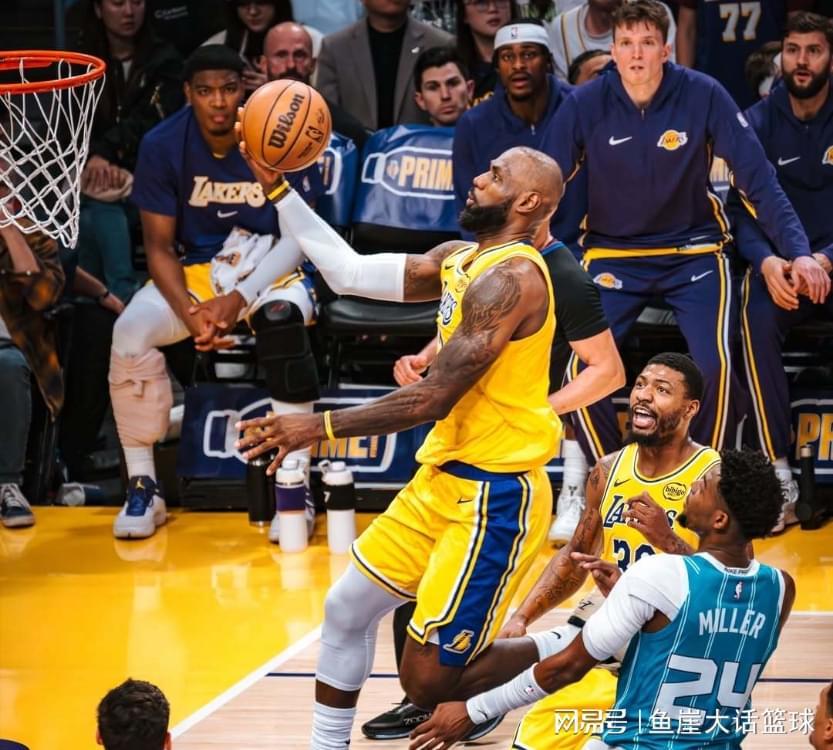 开云官网-湖人117-135黄蜂！斯玛特把话挑明，东契奇赛后表态也成重中之重