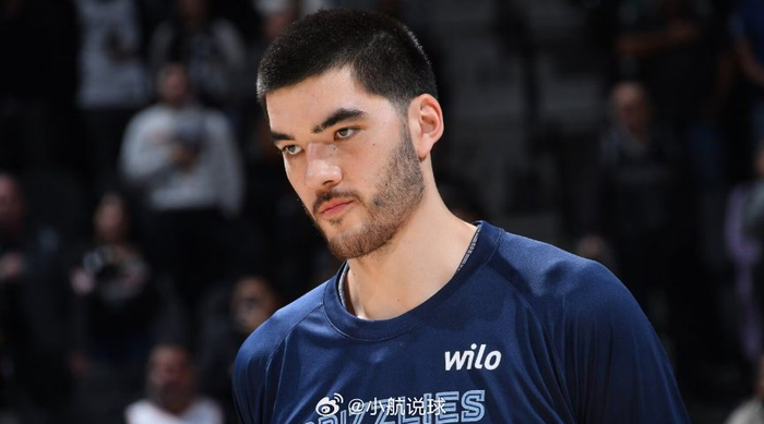 开云体育官网-灰熊中锋扎克·埃迪因脚踝伤势再休战6周|灰熊队|布兰登-克拉克|斯科蒂·皮蓬|nba|孟菲斯灰熊_新浪体育_新浪新闻