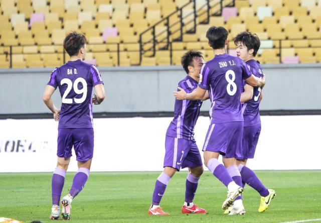 开云-【中超】姆比亚染红伊洛基点射 天津2比1武汉迎首胜